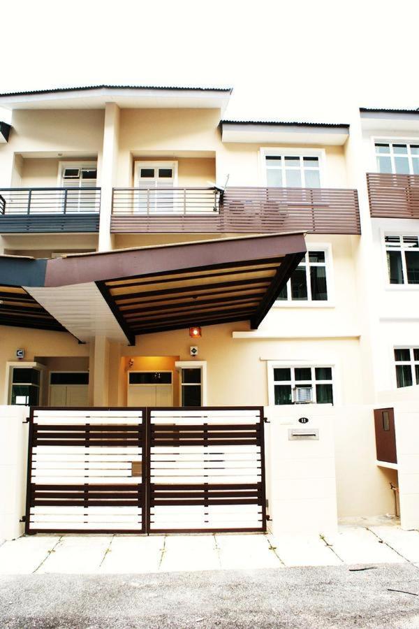 Shamrock Seaview 11 Villa Batu Feringgi Ngoại thất bức ảnh